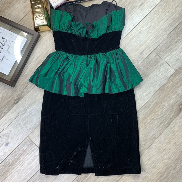 Roberta Of California Women’s Dress Size 7/8 - Picture 3 of 7